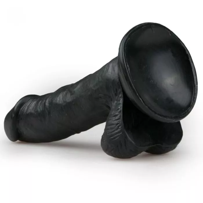 Realistischer Strap-On Dildo mit Harness Realistischer Strap-On Dildo mit Harness