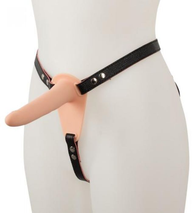 Strap-on mit vibrierendem Dildo Strap-on mit vibrierendem Dildo